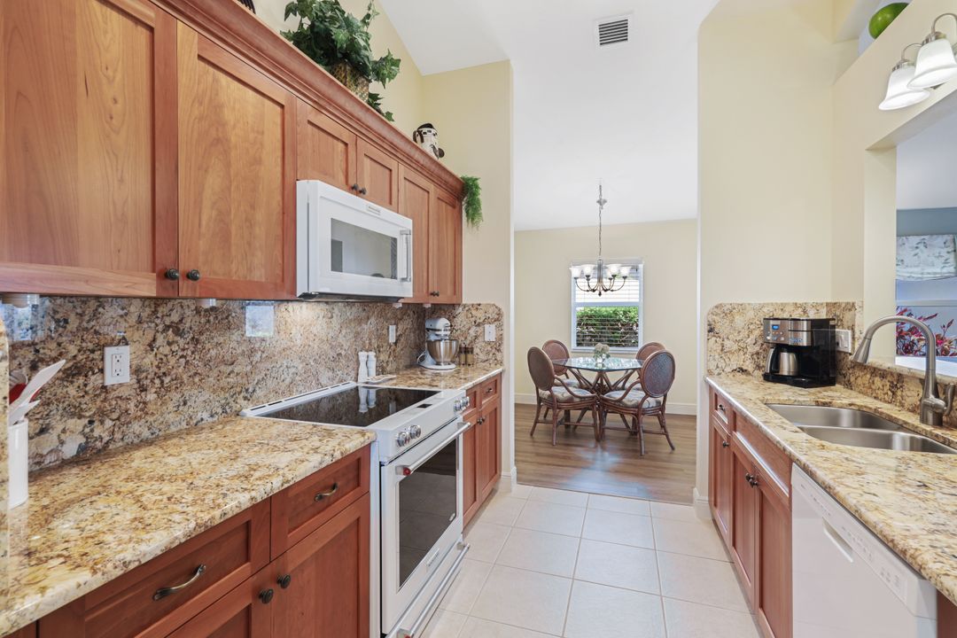 8885 Cascades Isle Blvd, Estero, FL 33928