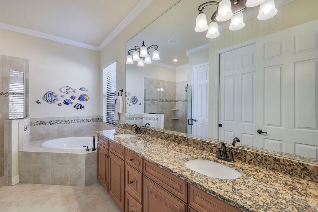 28095 Kerry Ct, Bonita Springs, FL 34135