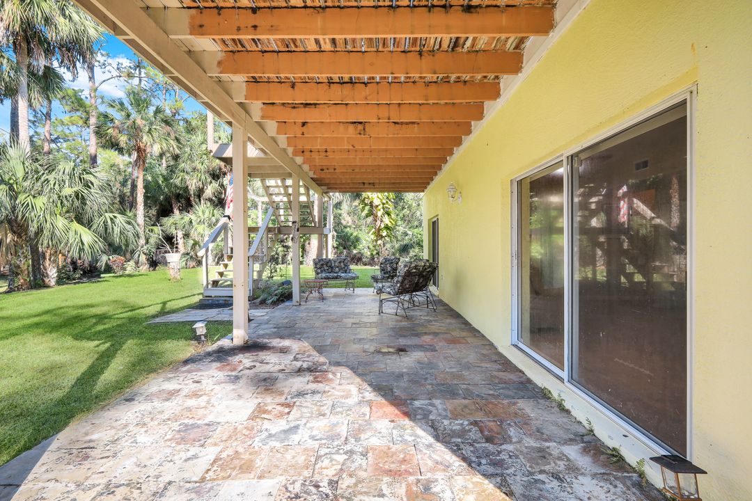 271 Wilson Blvd S, Naples, FL 34117