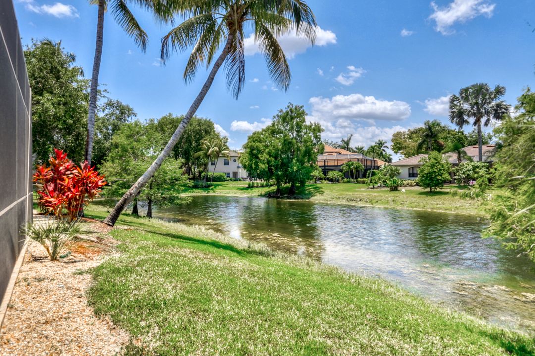 7681 Santa Margherita Way, Naples, FL 34109