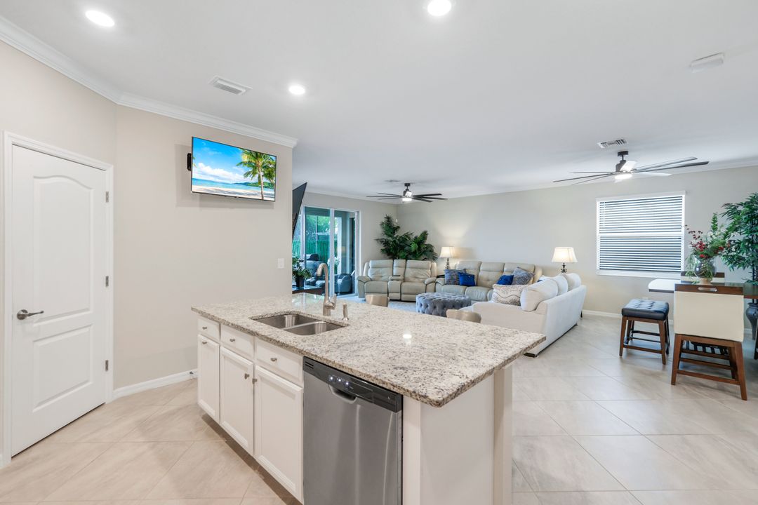 16291 Bonita Landing Cir, Bonita Springs, FL 34135