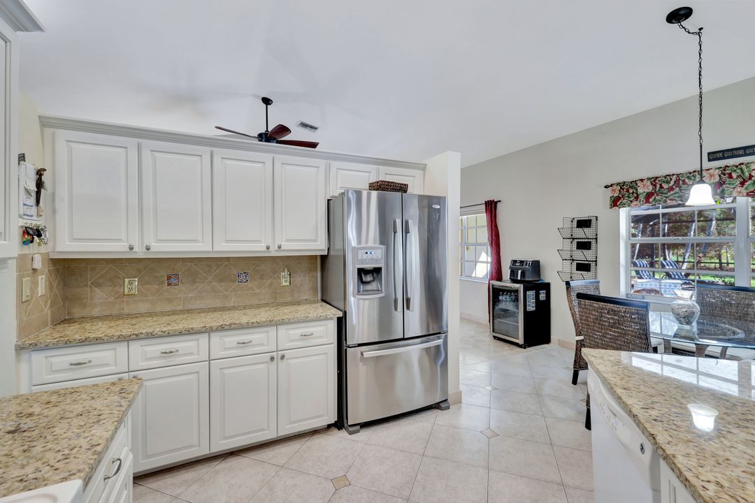 630 St Andrews Blvd, Naples, FL 34113