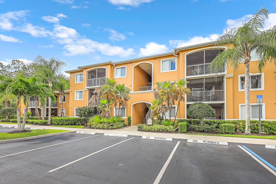 1835 Florida Club Cir #2305, Naples, FL 34112