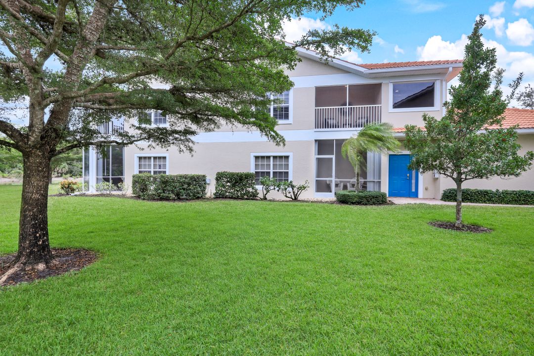 6350 Lexington Ct #201, Naples, FL 34110