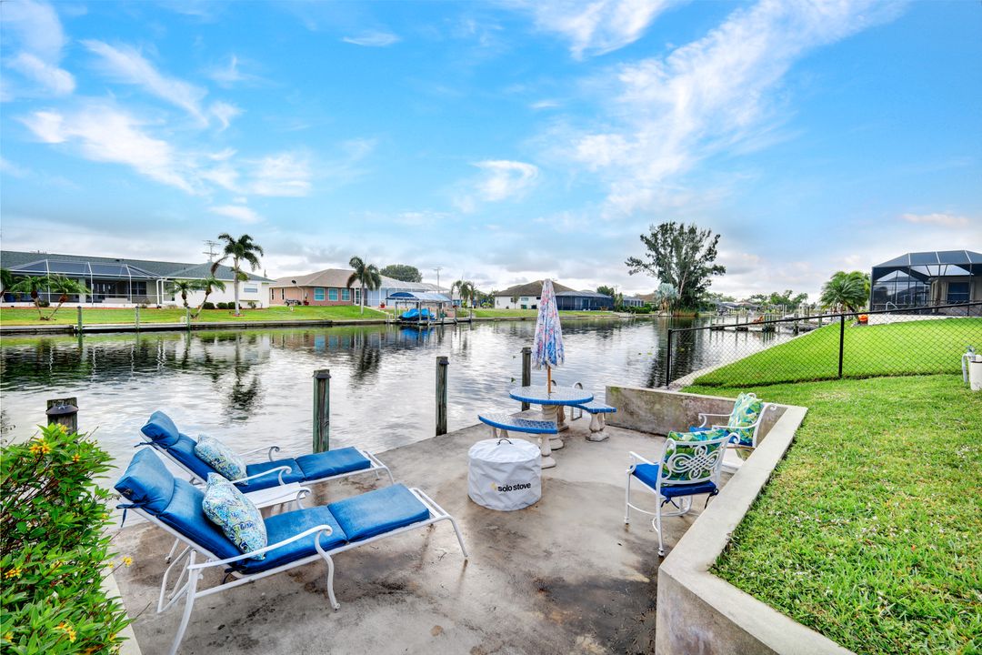 1329 SW 5th Ave, Cape Coral, FL 33991