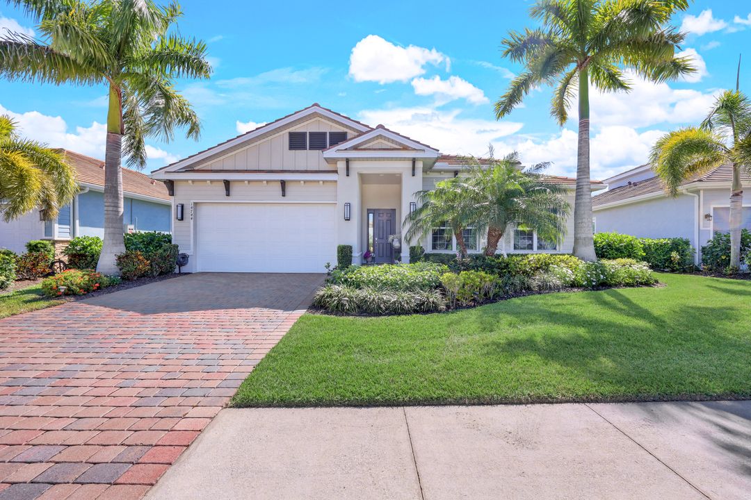 14744 Windward Ln, Naples, FL 34114