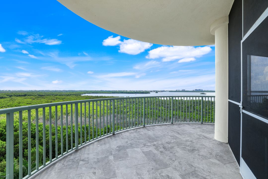 4811 Island Pond Ct #701, Bonita Springs, FL 34134