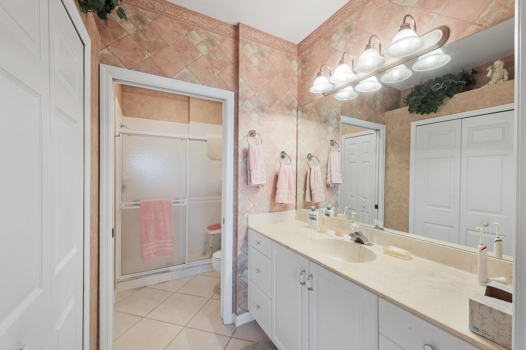 5928 Sand Wedge Ln #1804, Naples, FL 34110