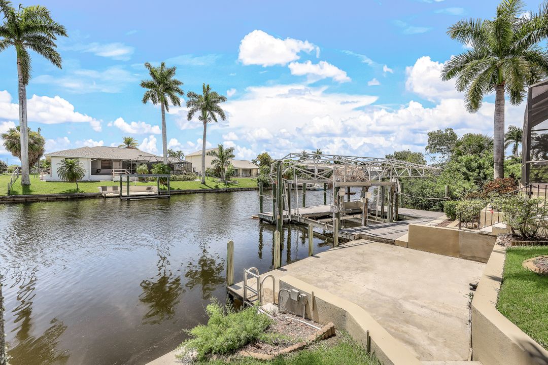 3412 SW 1st Pl, Cape Coral, FL 33914