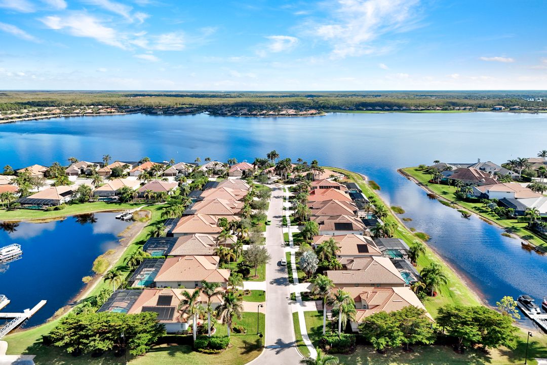 9341 Slate Ct, Naples, FL 34120