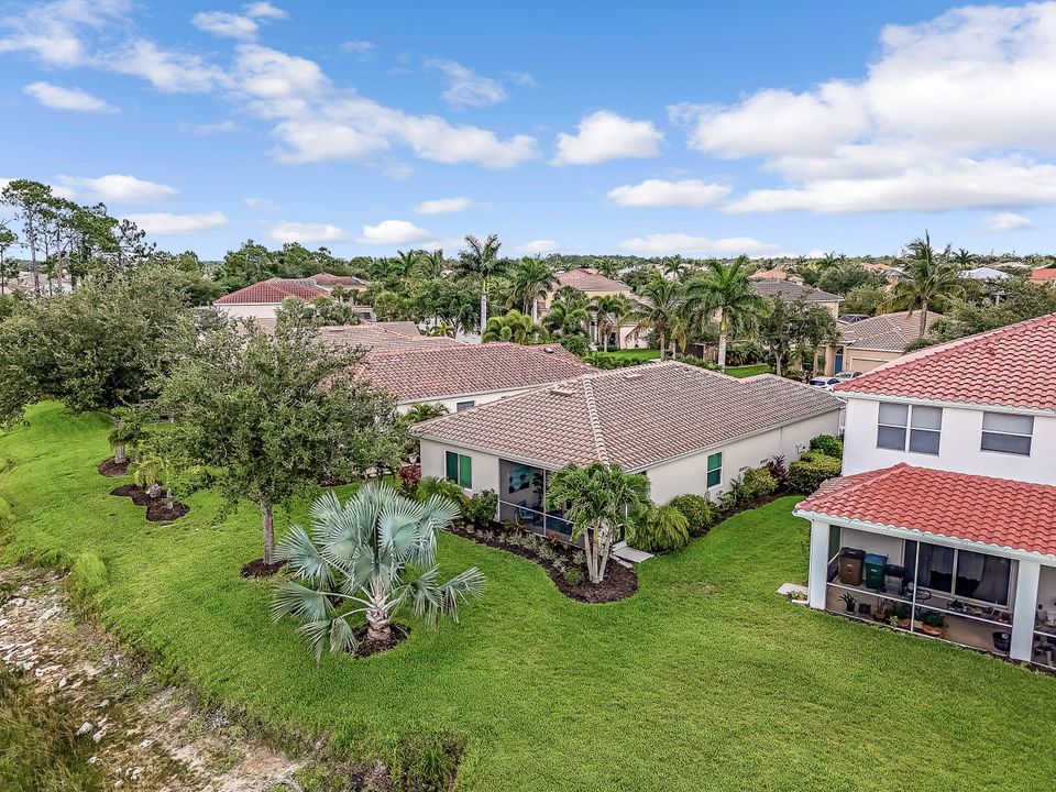 2704 Blue Cypress Lake Ct, Cape Coral, FL 33909