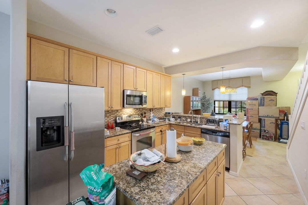 8978 Malibu St #1502, Naples, FL 34113