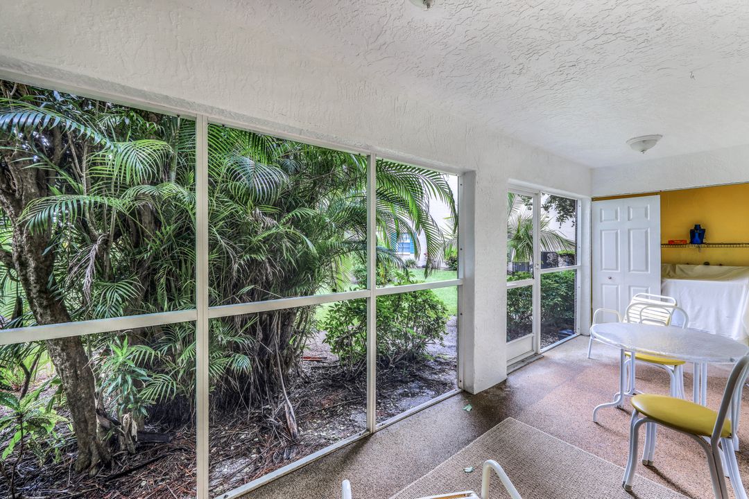 1704 Kings Lake Blvd #106, Naples, FL 34112