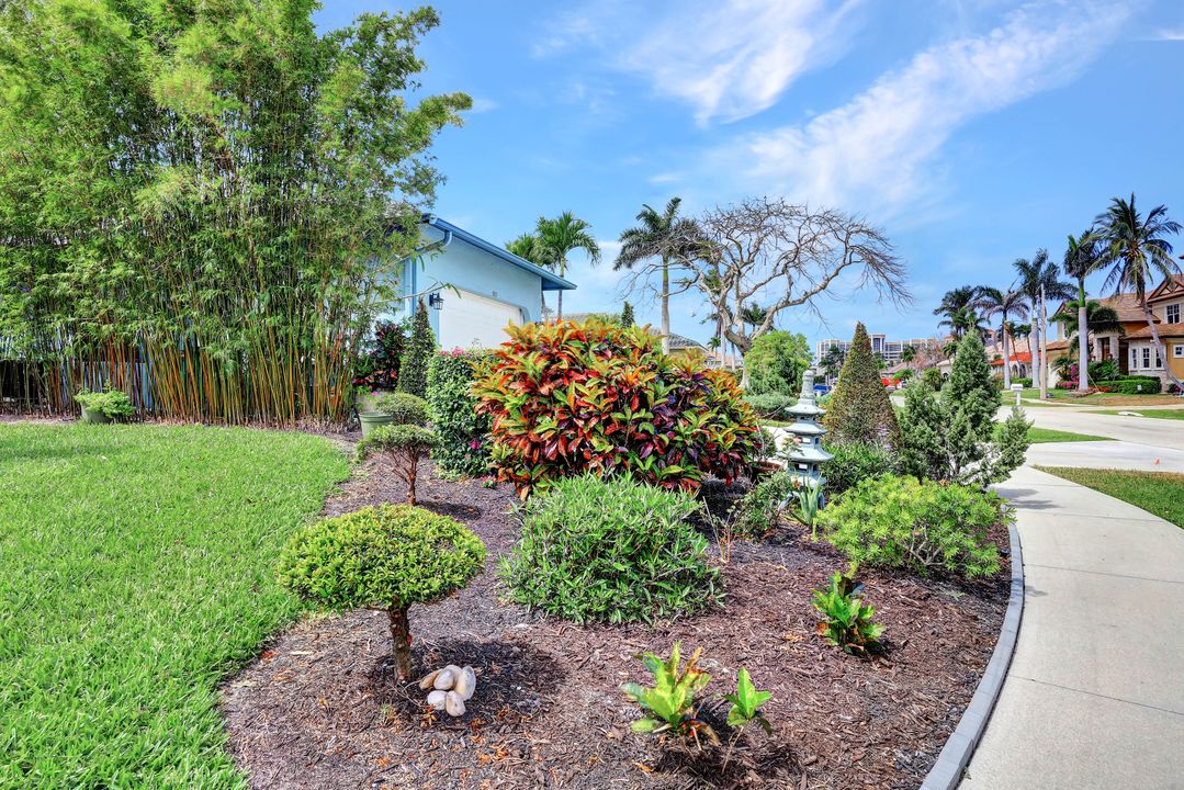 1057 Fieldstone Dr, Marco Island, FL 34145