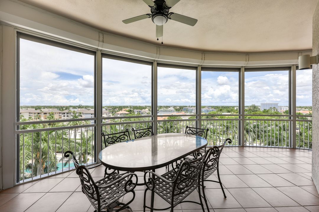 4151 Gulf Shore Blvd N #705, Naples, FL 34103