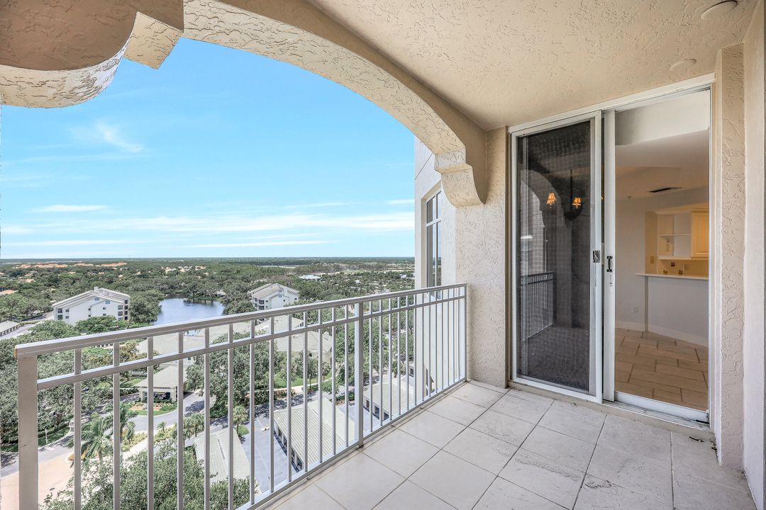 1001 Arbor Lake Dr #1204, Naples, FL 34110