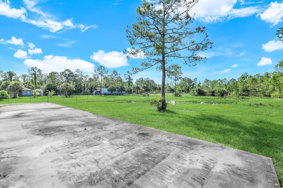 2930 6th Ave SE, Naples, FL 34117