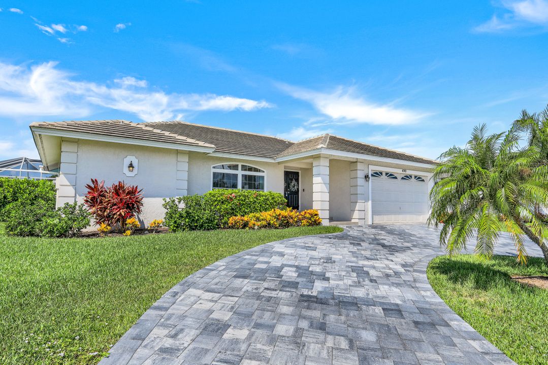 490 N Barfield Dr, Marco Island, FL 34145