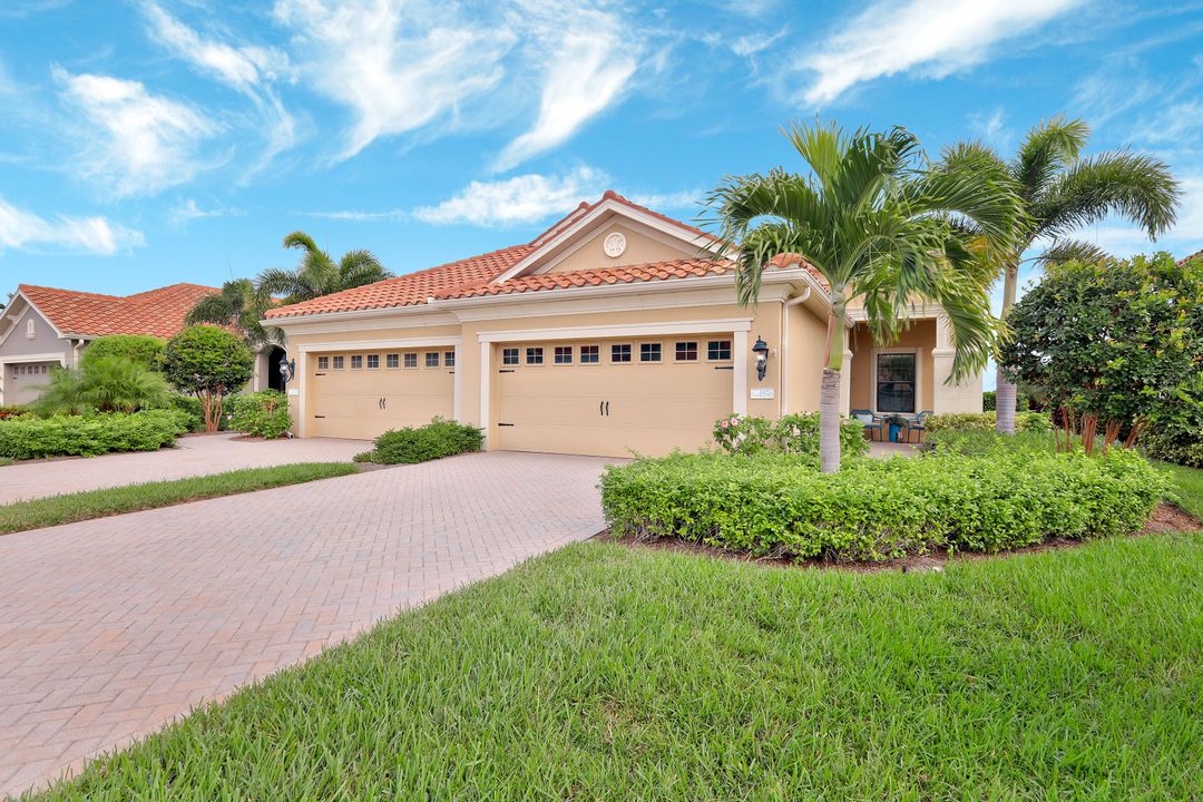 4596 Waterscape Ln, Fort Myers, FL 33966