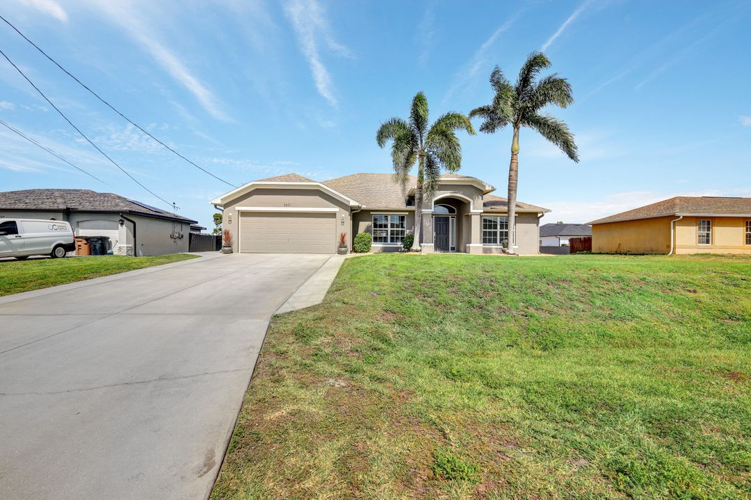 2631 NW 25th Pl, Cape Coral, FL 33993