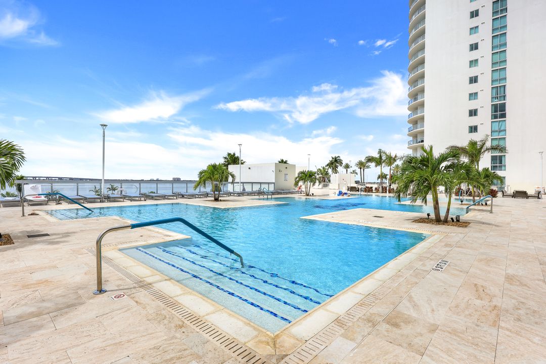 3000 Oasis Grand Blvd #2402, Fort Myers, FL 33916