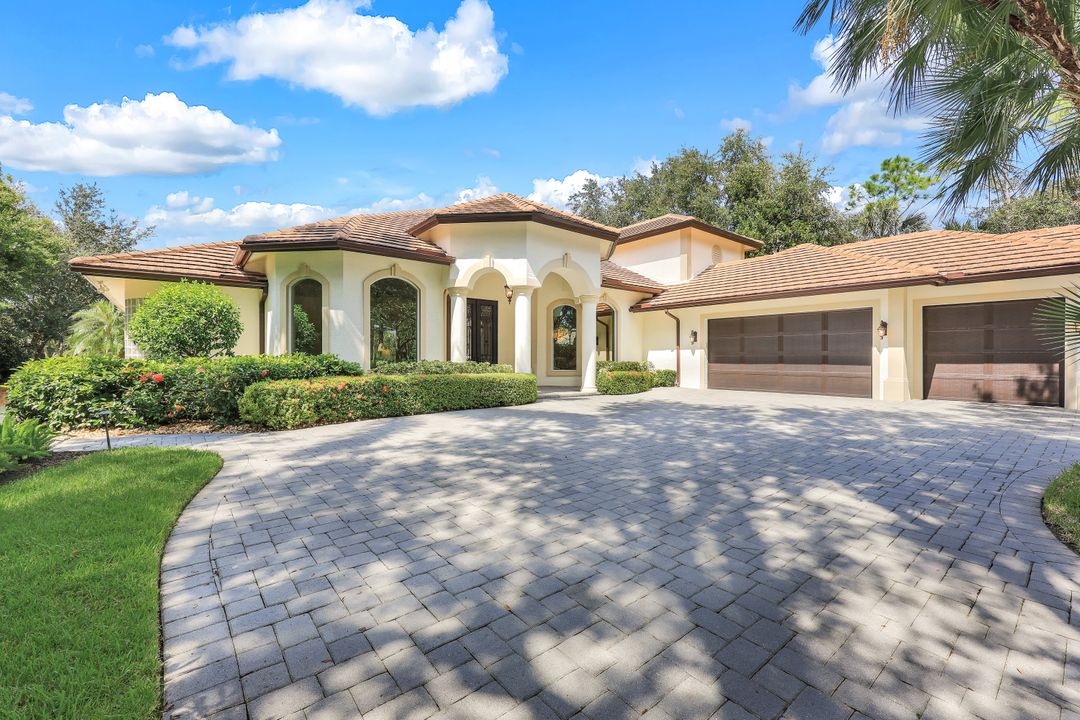 11612 Useppa Ct, Naples, FL 34110