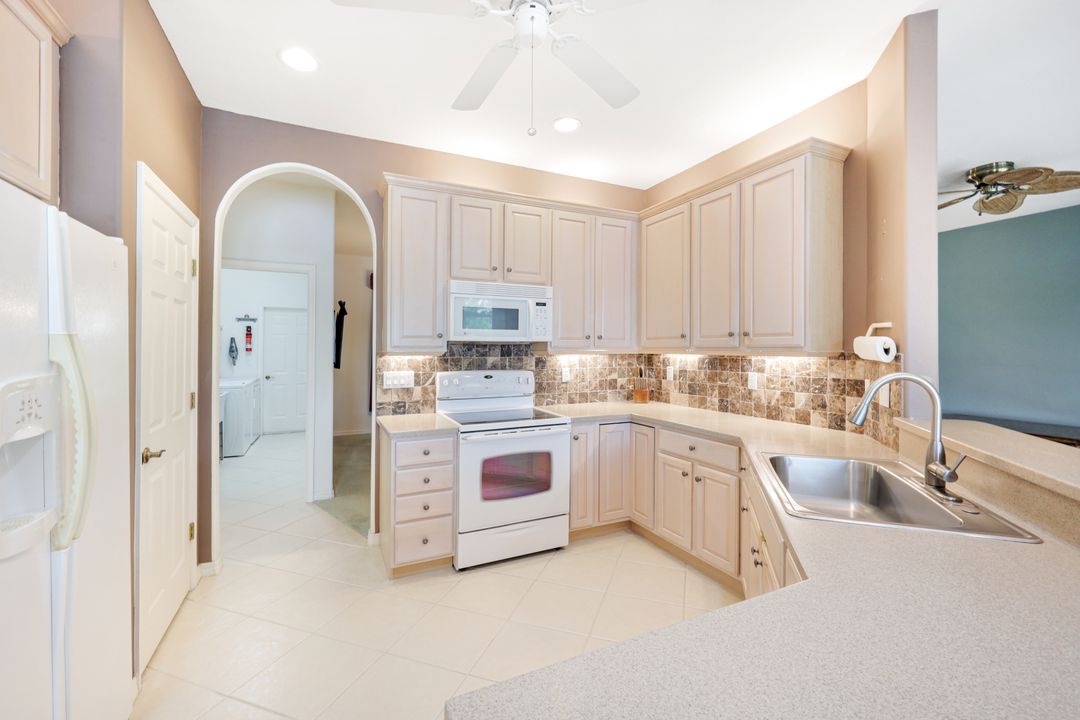 3768 Baldwin Ln, Naples, FL 34116