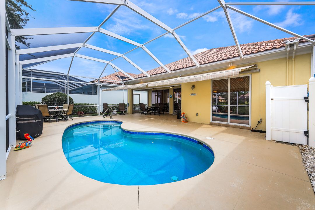 28360 Nautica Ln, Bonita Springs, FL 34135