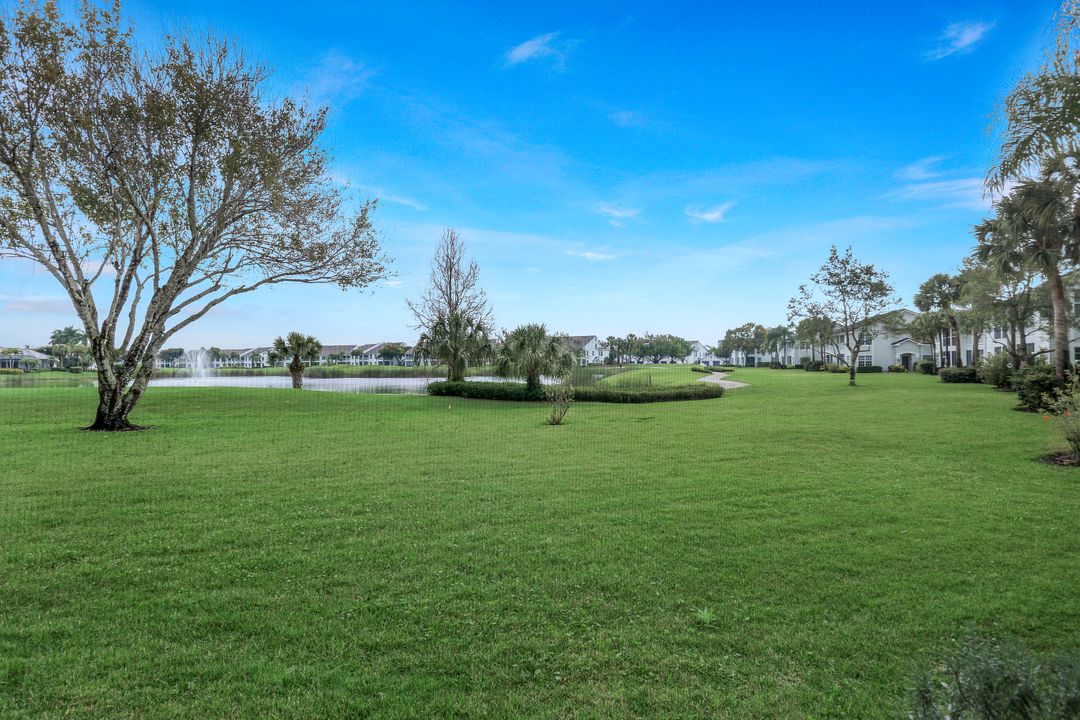 5903 3 Iron Dr #2002, Naples, FL 34110