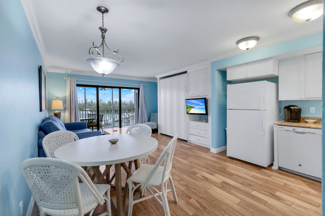 4216 Bayside Villas #4216, Captiva, FL 33924