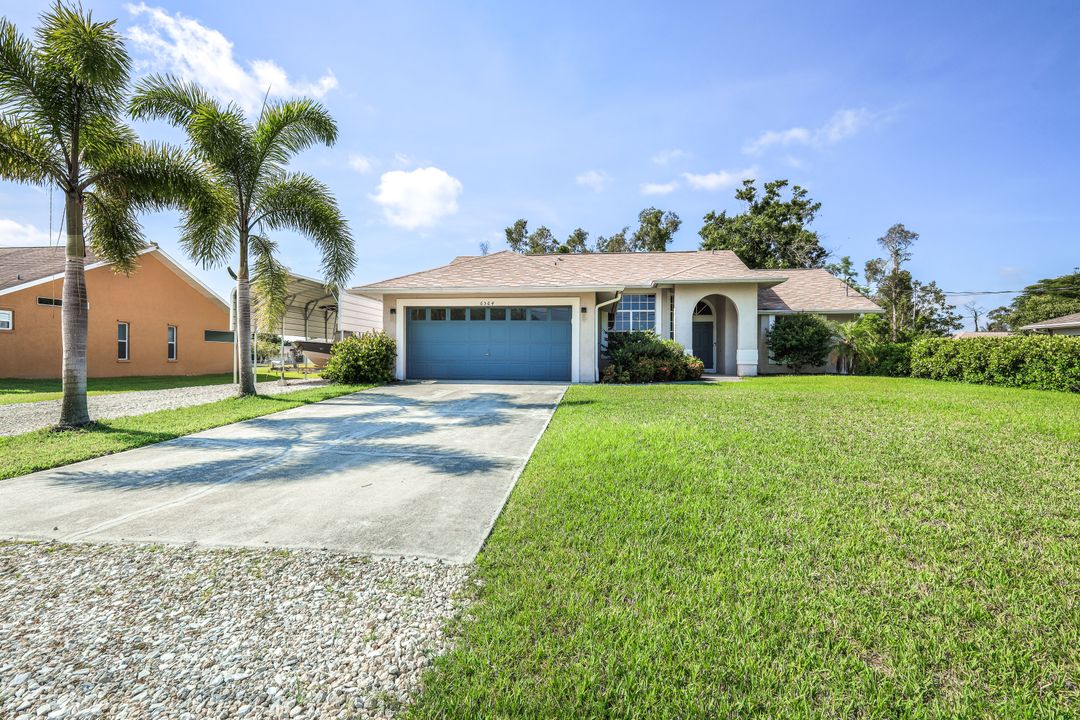 6564 Fairview St, Fort Myers, FL 33966