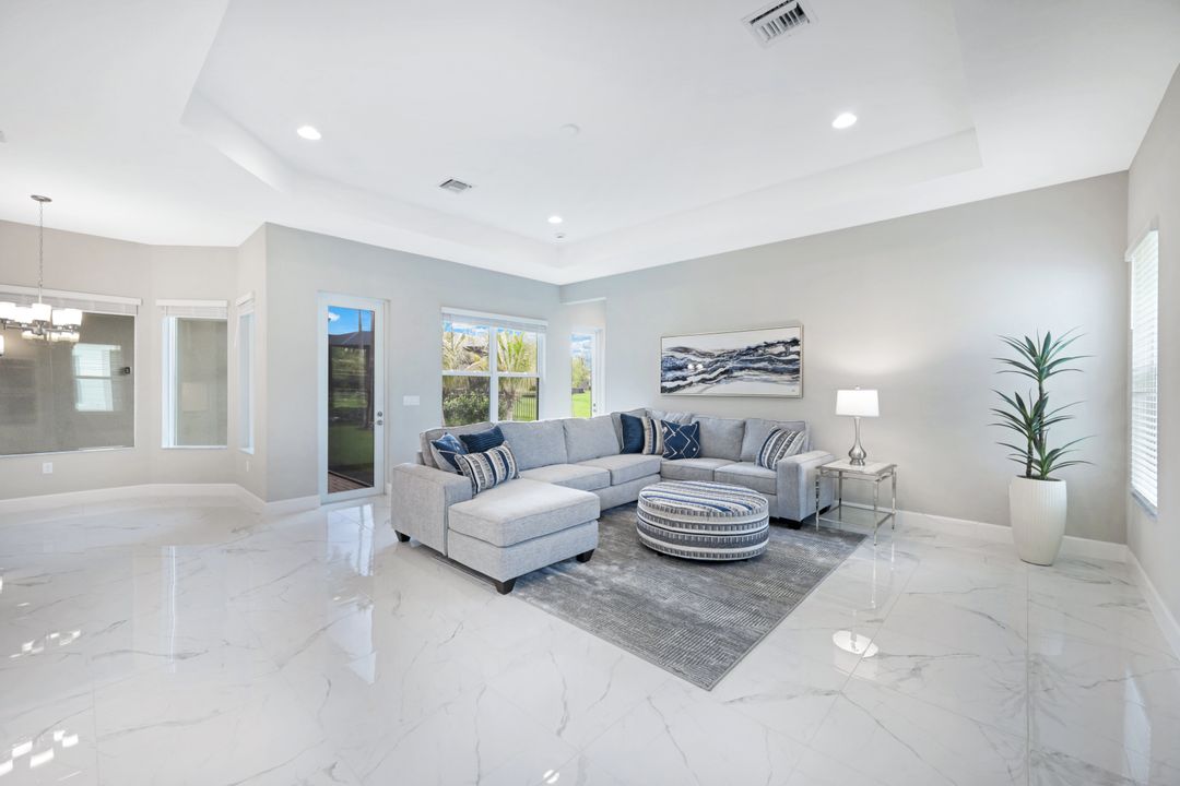 28382 Turin Ct, Bonita Springs, FL 34135