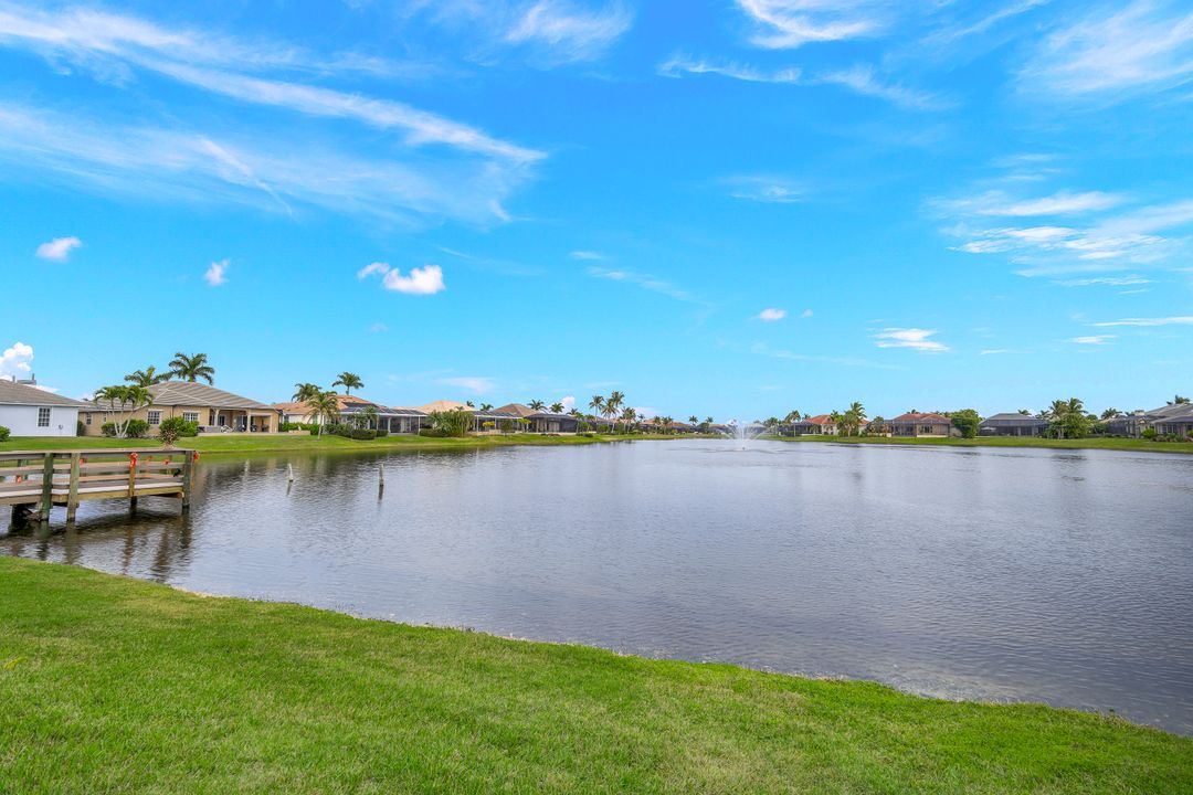 8675 Southwind Bay Cir, Fort Myers, FL 33908