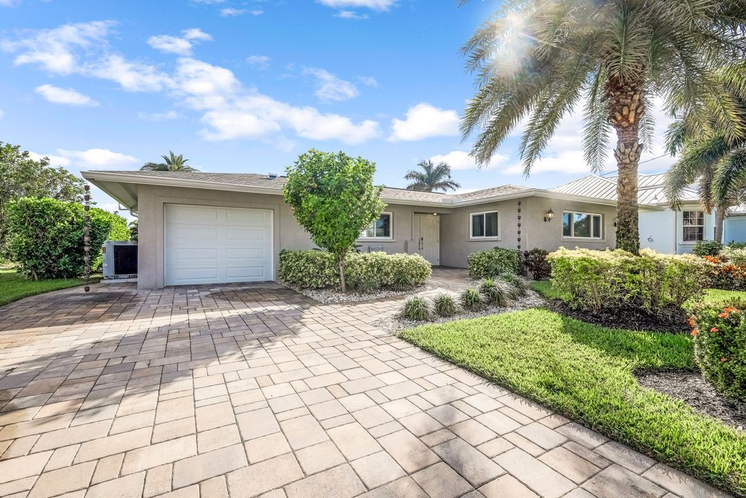 5205 SW 3rd Ave, Cape Coral, FL 33914