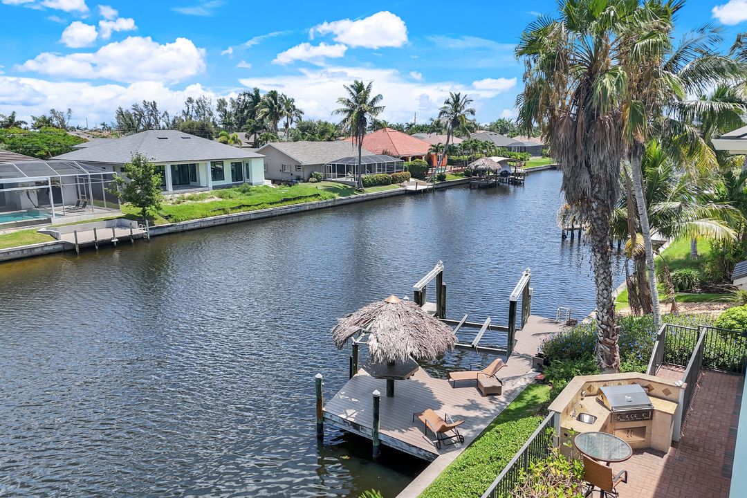 2215 Cape Coral Pkwy W, Cape Coral, FL 33914