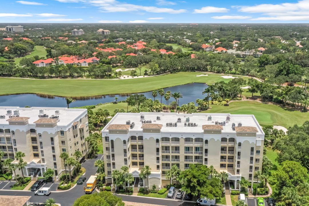 7687 Pebble Creek Cir #301, Naples, FL 34108