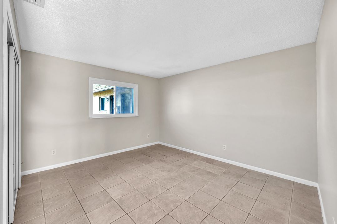 1345 SE 2nd Ave #3, Cape Coral, FL 33990