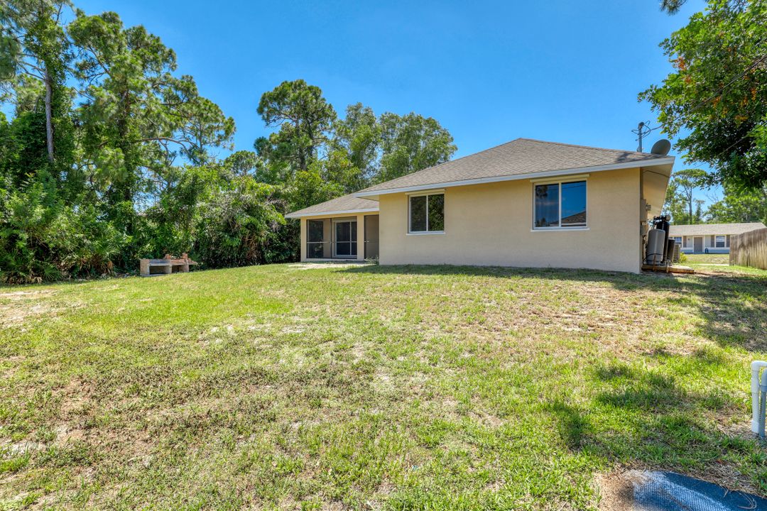 18355 Fuchsia Rd, Fort Myers, FL 33967