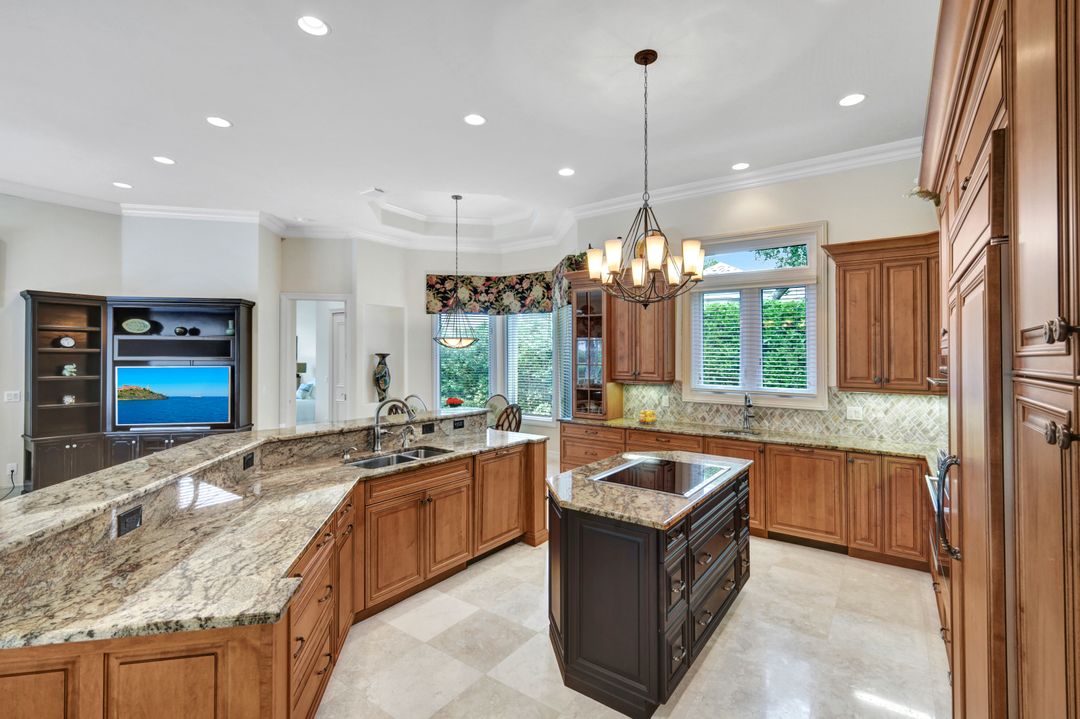 1548 Gormican Ln, Naples, FL 34110