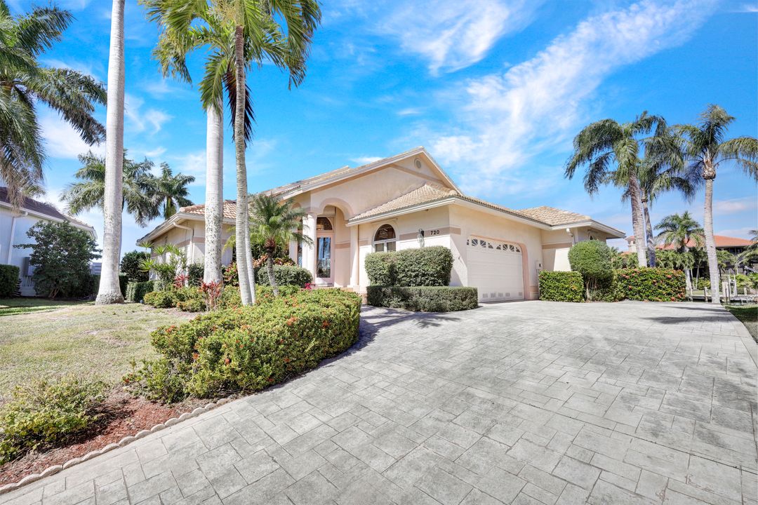 720 Hull Ct, Marco Island, FL 34145