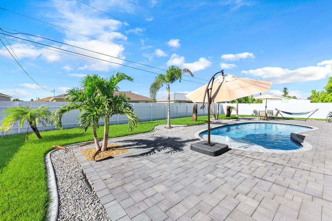 320 NE 7th Terrace, Cape Coral, FL 33909