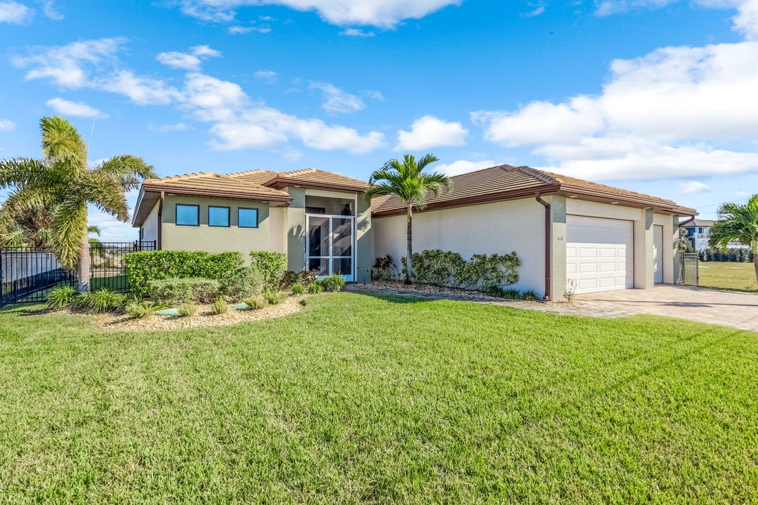 1221 NW 35th Ave, Cape Coral, FL 33993