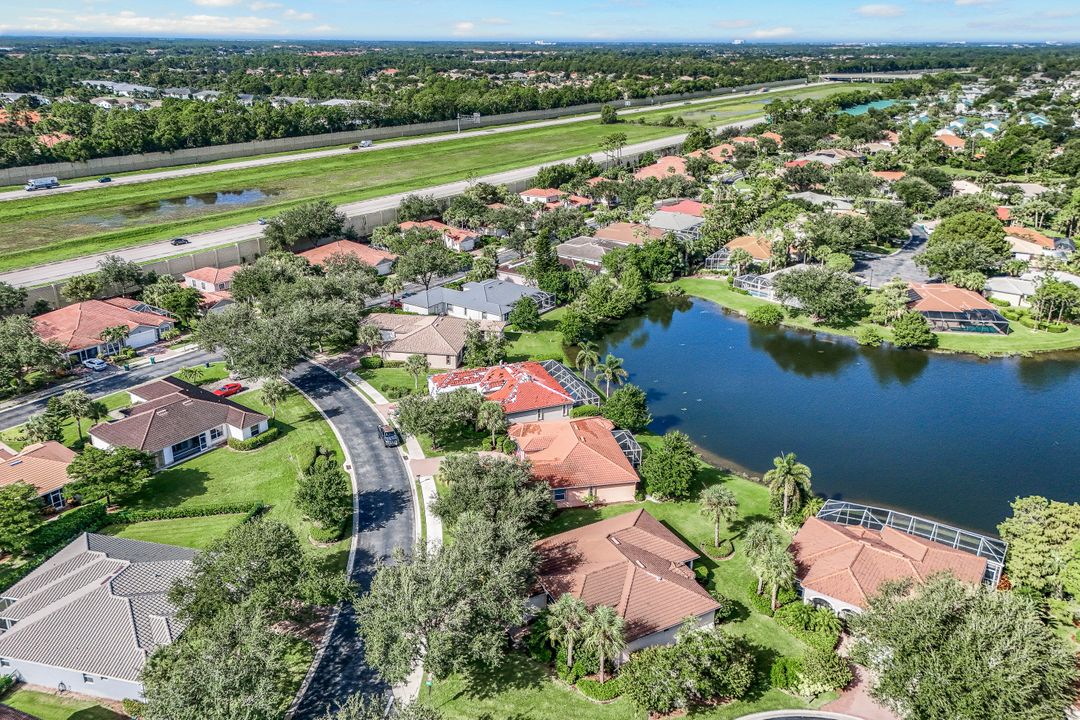 3968 Ruxton Rd, Naples, FL 34116