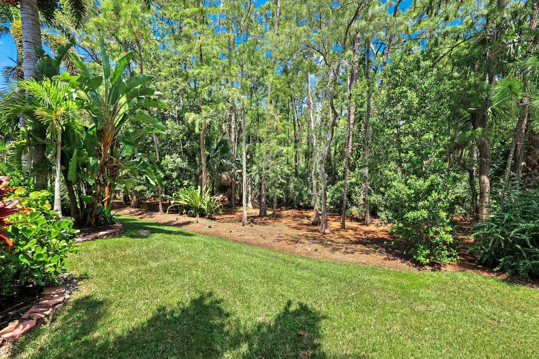 9641 Wilshire Lakes Blvd, Naples, FL 34109