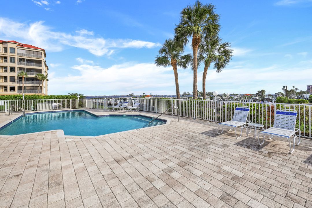 15210 Portside Dr #101, Fort Myers, FL 33908