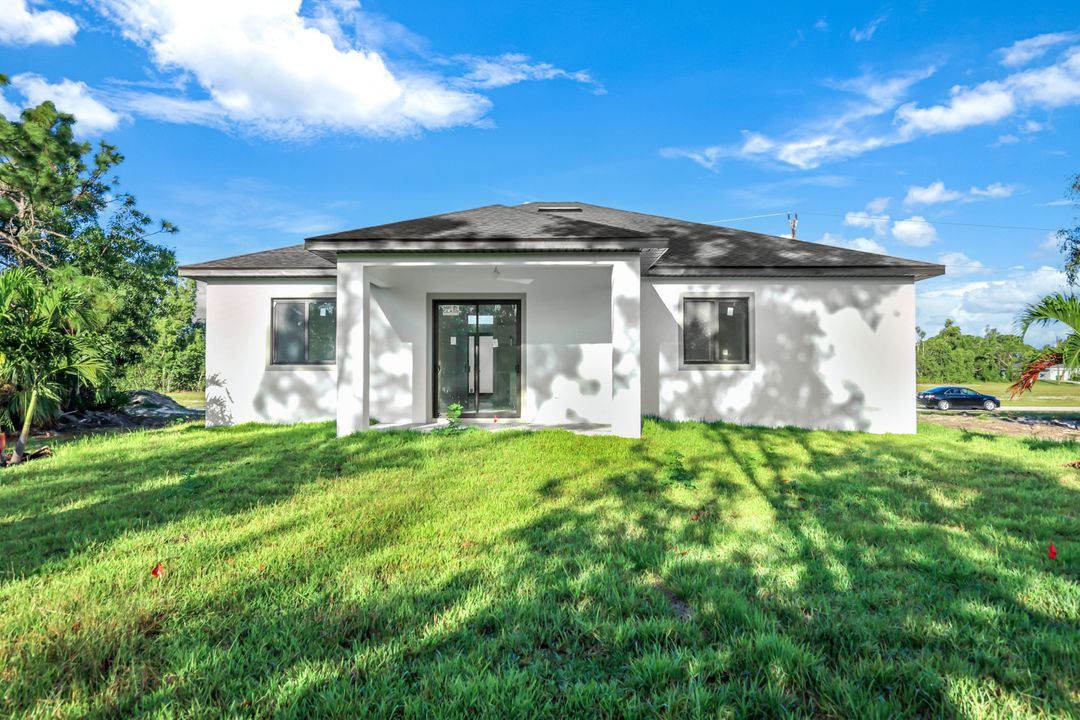 4527 NW 36th Ave, Cape Coral, FL 33993