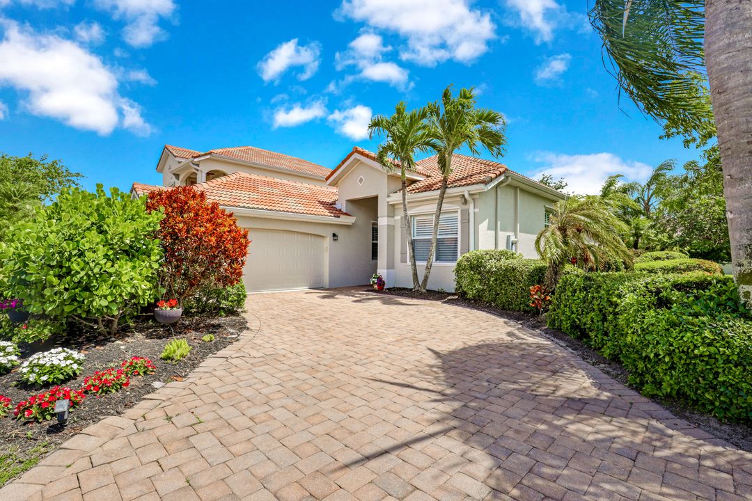 3350 Sandpiper Way, Naples, FL 34109