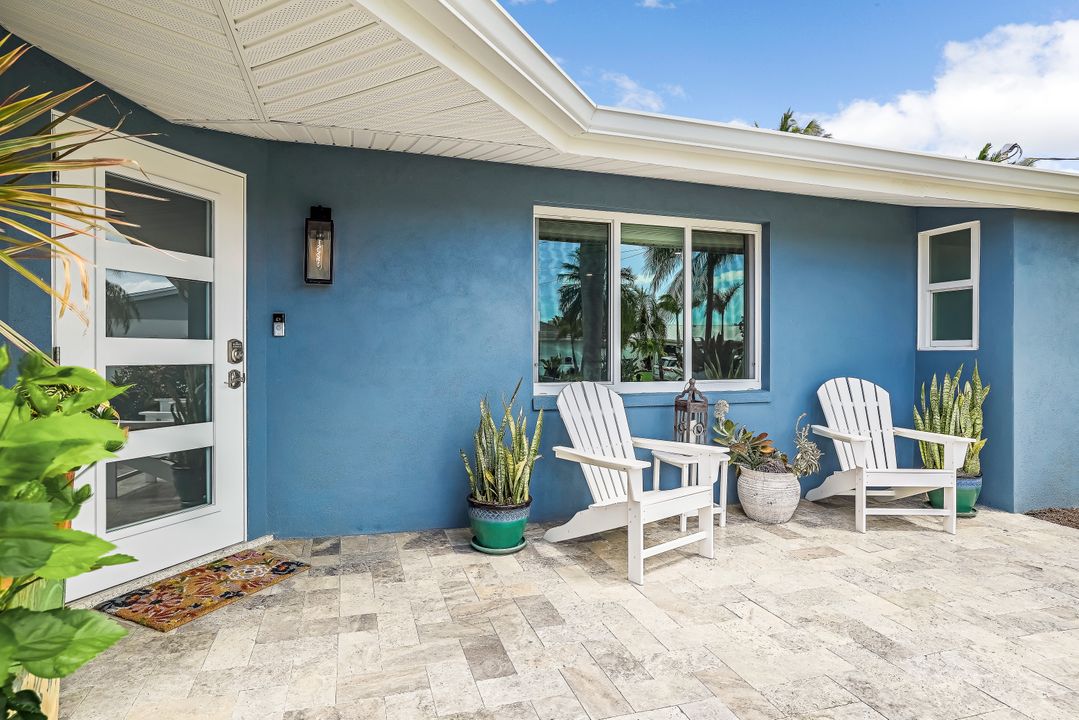 13 Sunview Blvd, Fort Myers Beach, FL 33931