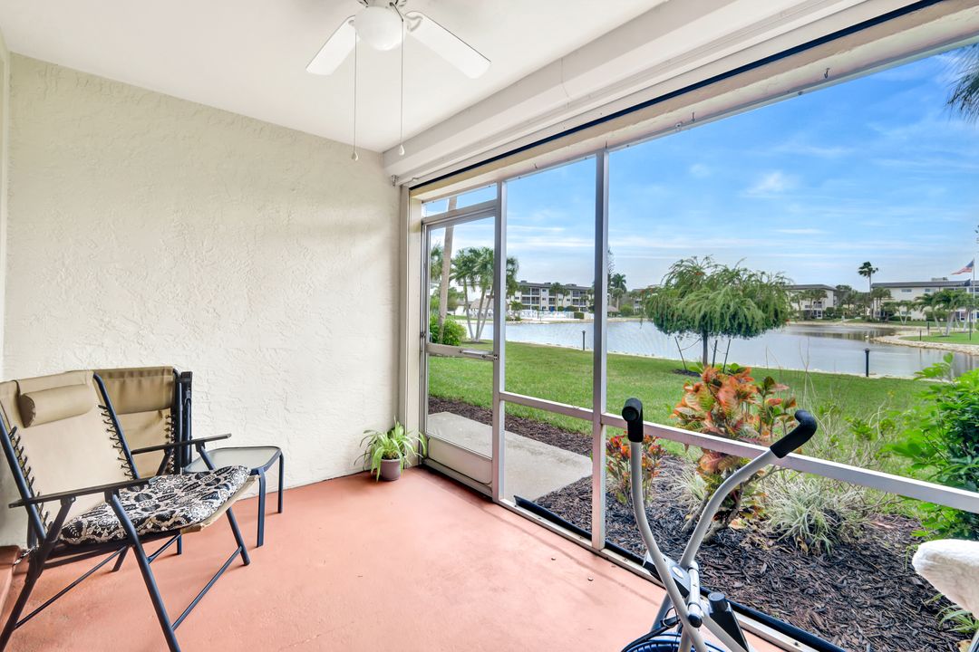 1004 Manatee Rd #H103, Naples, FL 34114