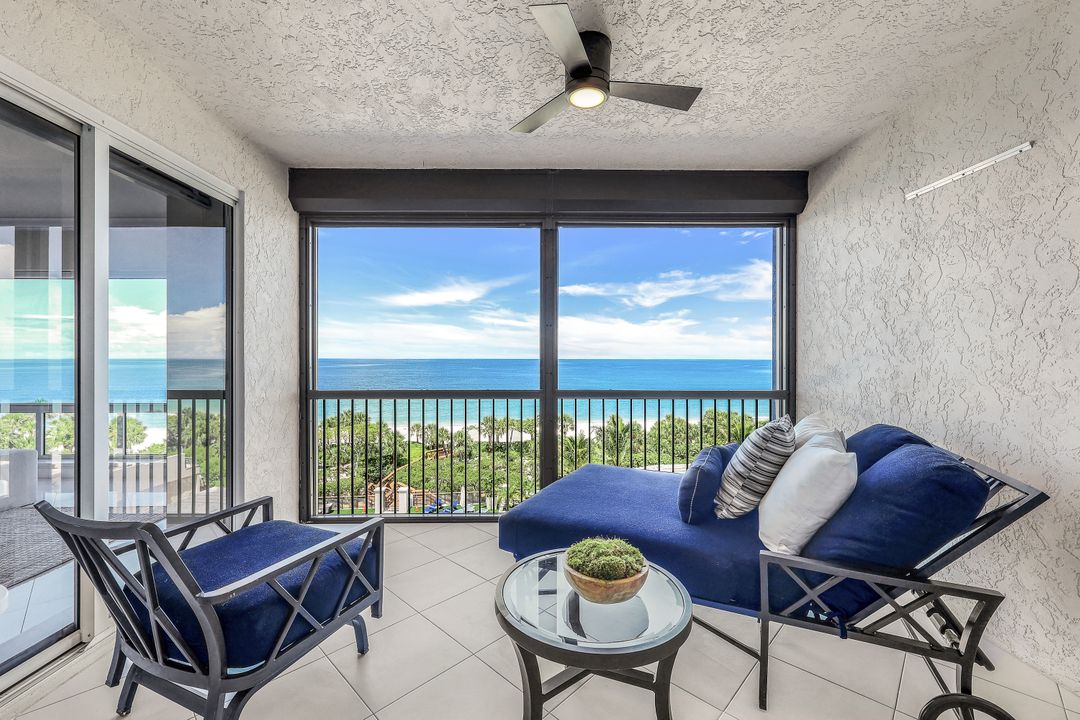 8473 Bay Colony Dr #503, Naples, FL 34108